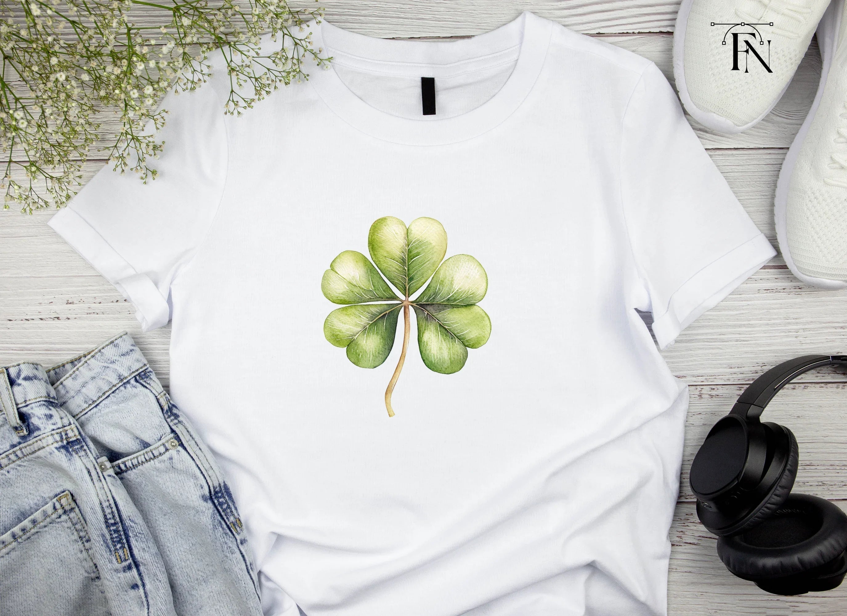 Hand Painted Clover Leaf Illustrations Clipart Bundle